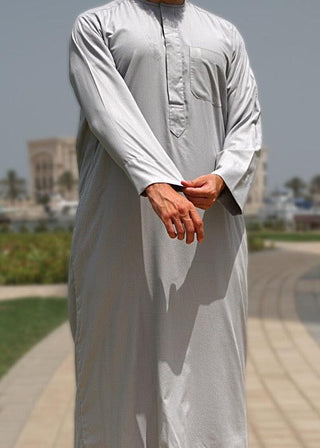 Klassisches Grau in Baumwolle von Custom Qamis