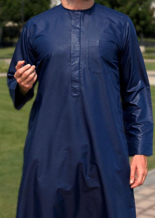 Platinum Classic Navy von Custom Qamis