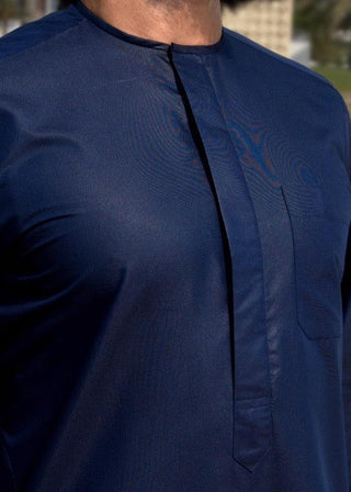 Platinum Classic Navy von Custom Qamis