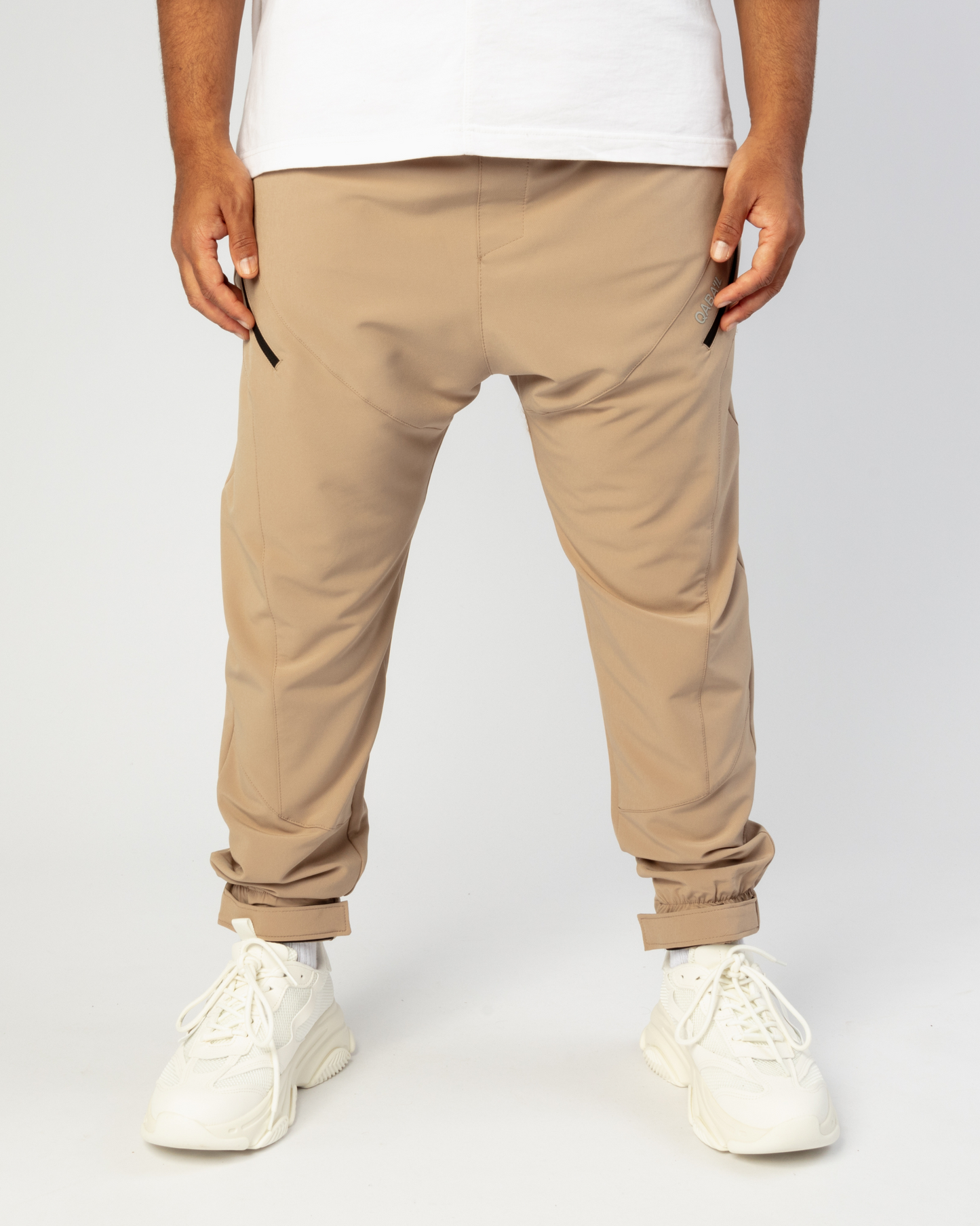 Hose „Amir“ Beige von Qaba'il