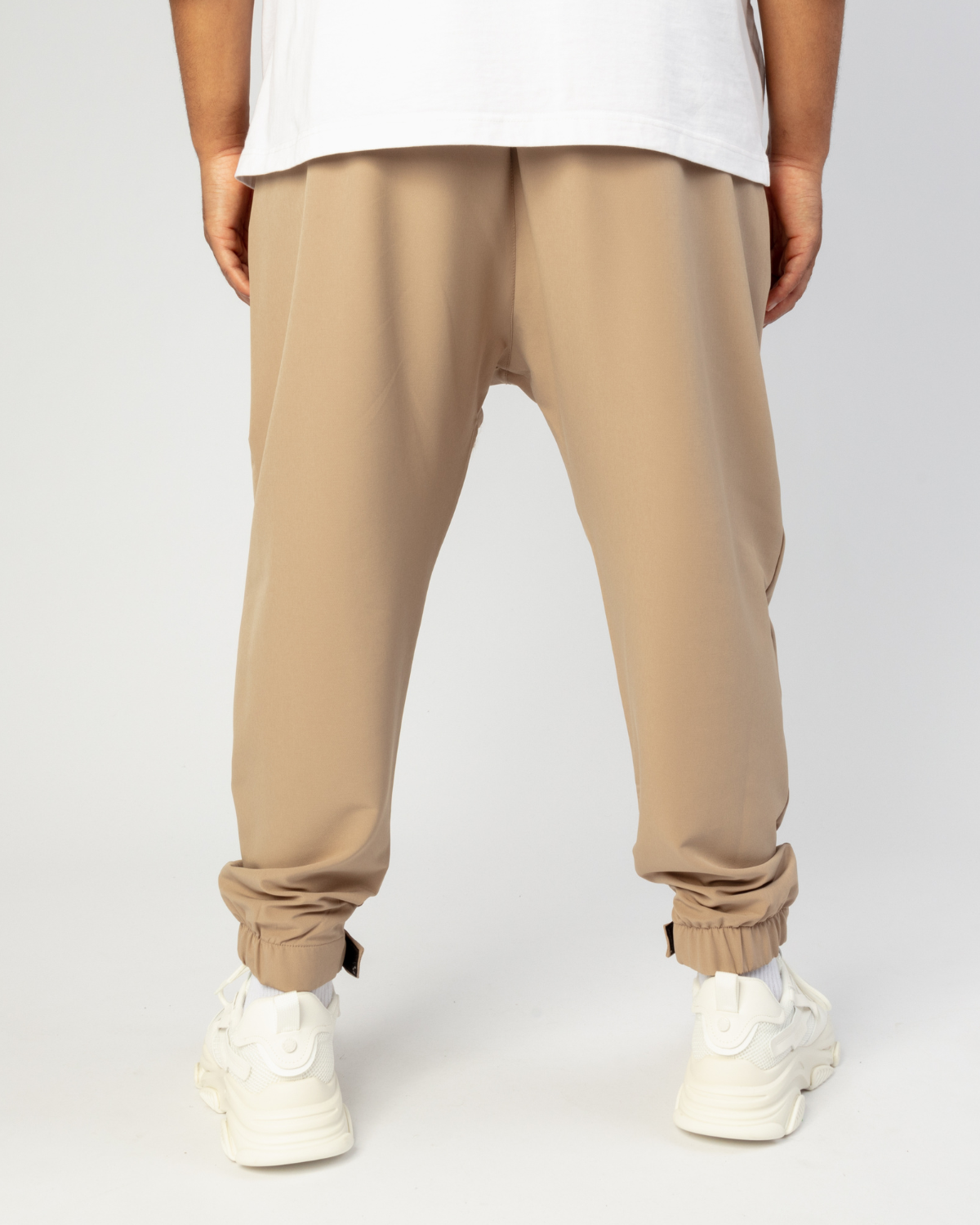 Hose „Amir“ Beige von Qaba'il