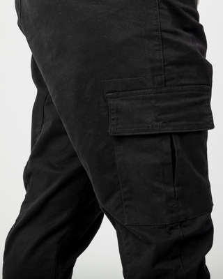 Cargo Essential Black von New Heritage