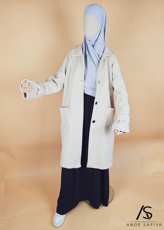 Flauschige Jacke 'Latifa' in Creme