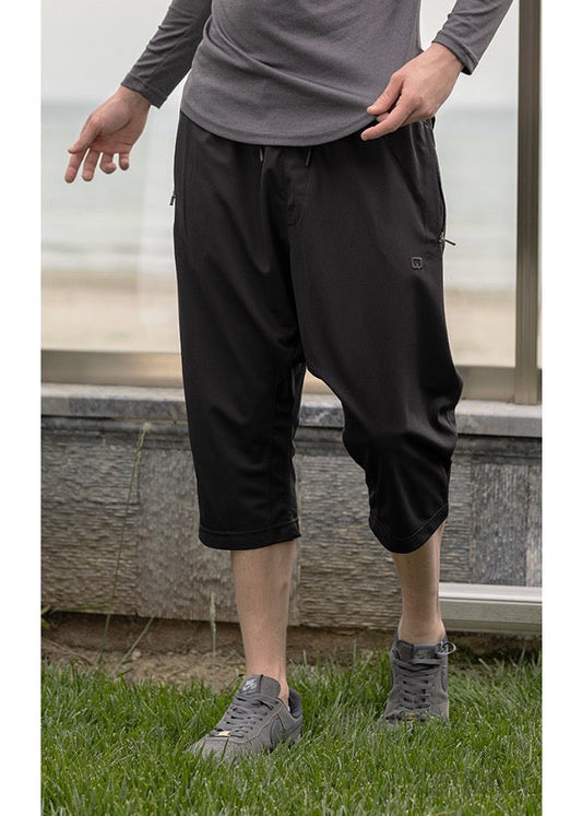 Joggingshorts Schwarz von Qaba'il