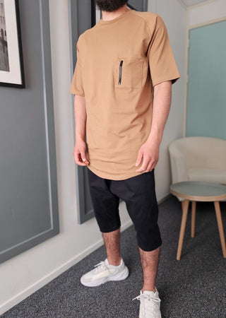 Langes T-Shirt 'Technical' Camel von Qawy